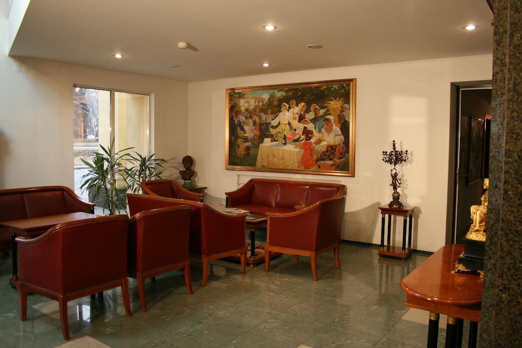 Art Hotel Academy Dnipro Bagian luar foto