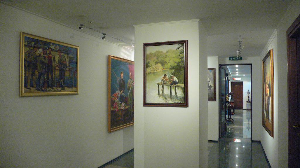 Art Hotel Academy Dnipro Bagian luar foto